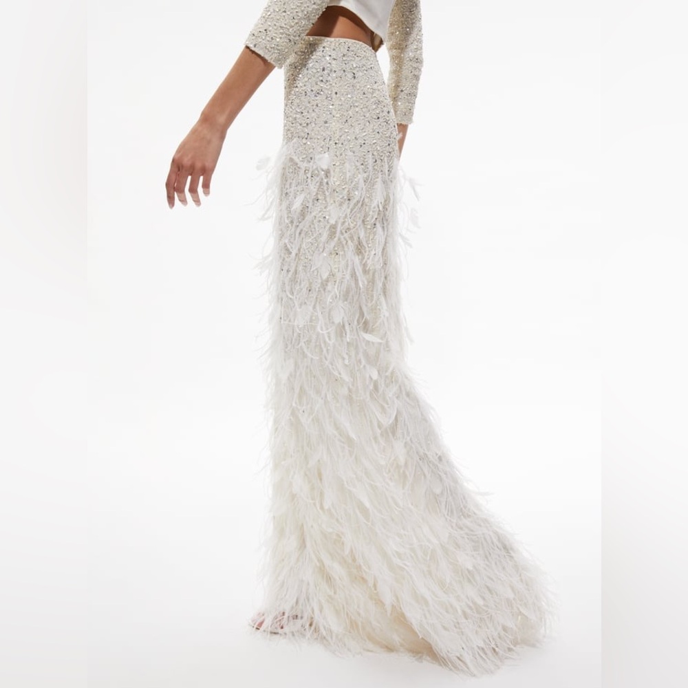 NEW Alice + Olivia Embellished Feather skirt - Picture 2 of 6